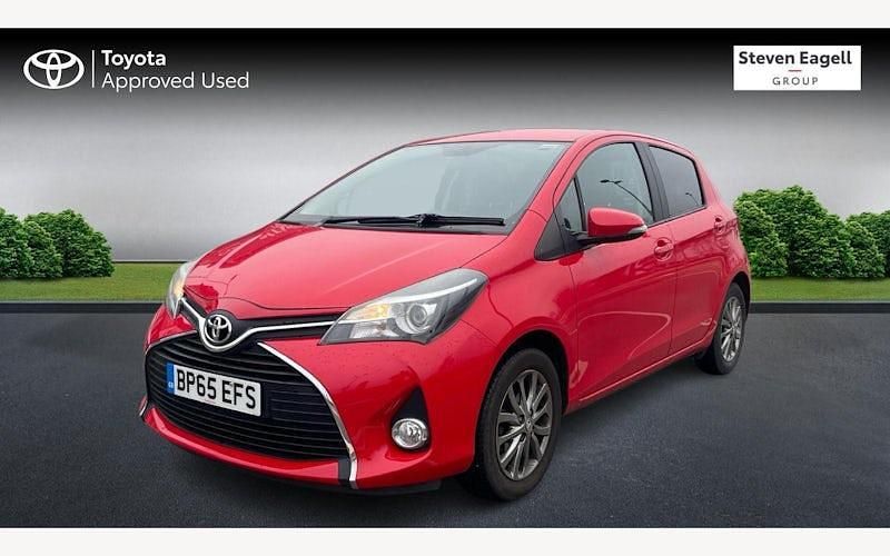 Used Toyota Yaris 99 HP (72 kW) 2016 Hatchback