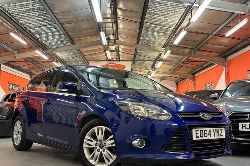 Used Ford Focus Titanium 115 HP (84 kW) 2014 Blue Hatchback