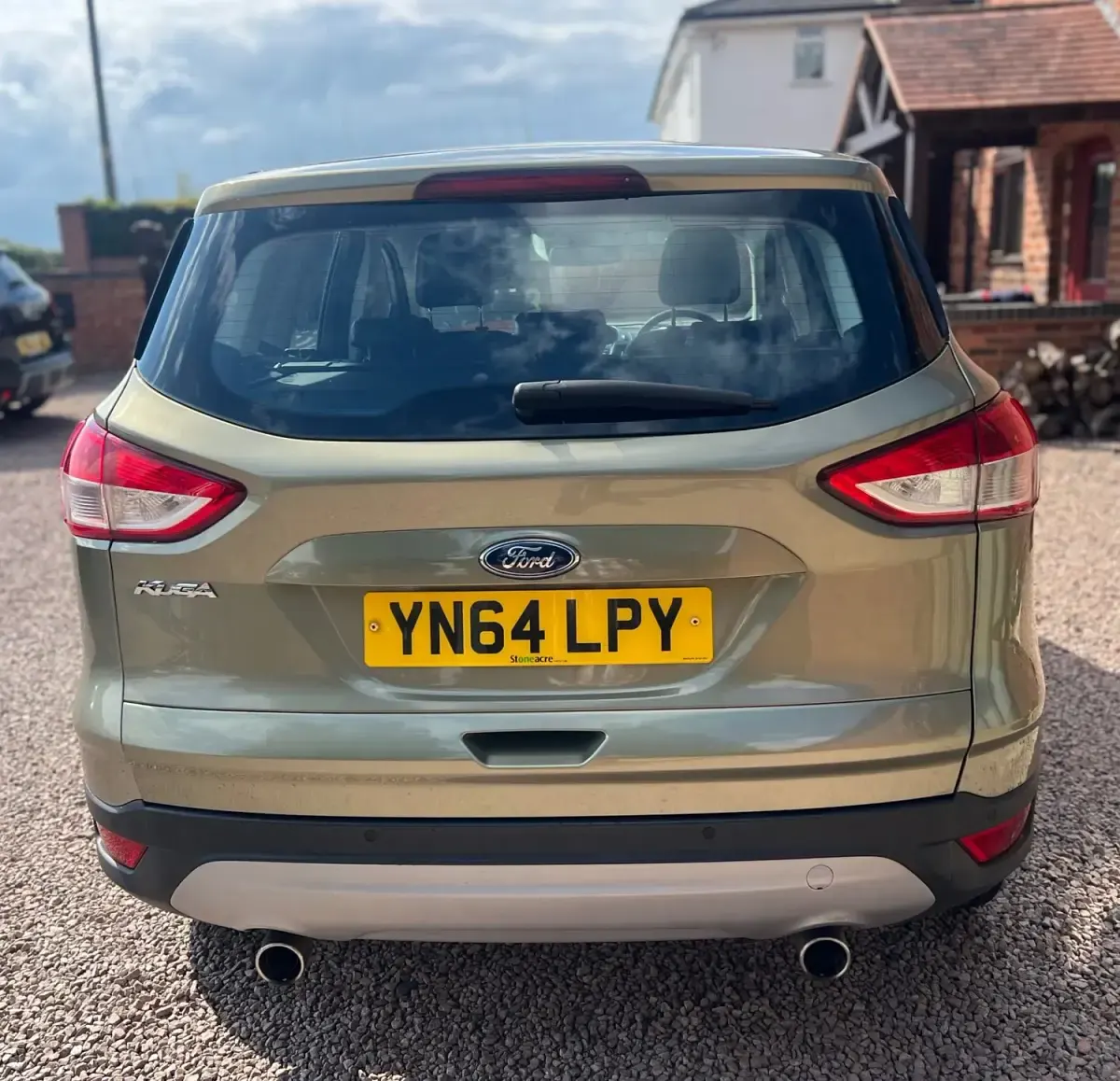 Używany Ford Kuga Titanium 140 KM (102 kW) 2014 Zielony SUV