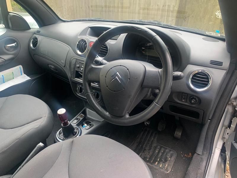 Używany Citroën C3 Pluriel 2008 Srebrny Kabriolet