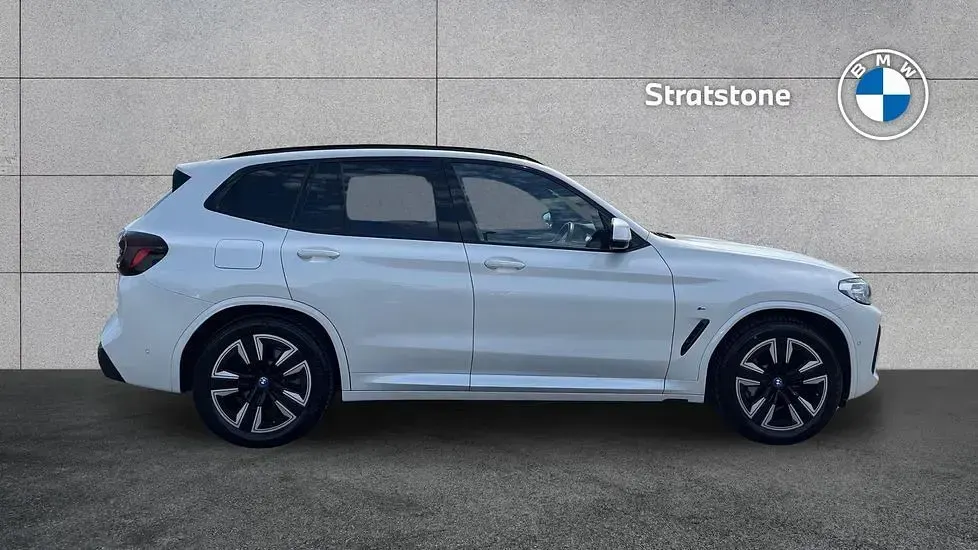 Used BMW iX3 M Sport 210 kW (286 HP) 2022 White SUV