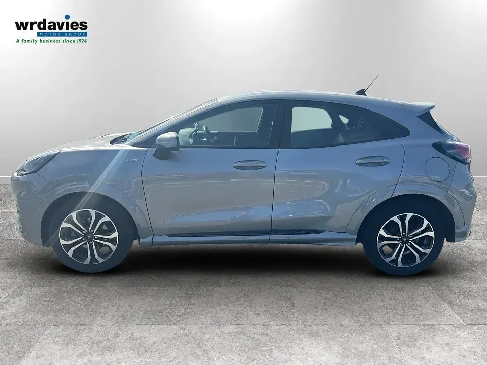Used Ford Puma ST-Line 125 HP (91 kW) 2023 Solar silver SUV