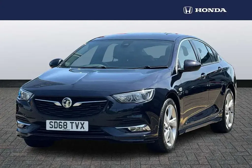 Begagnad Vauxhall Insignia SRi 162 HK (119 kW) 2018 Blå Halvkombi