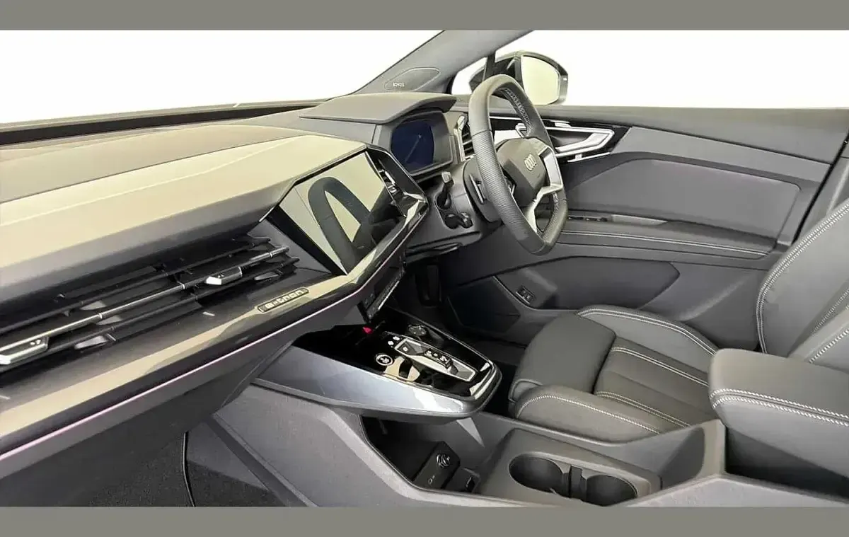 New Audi Q4 e-tron Black Edition 147 kW (200 HP) 2026 Black SUV