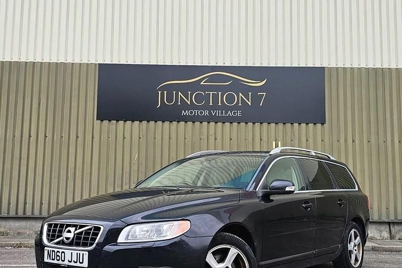 Black Used 2010 Volvo V70 SE Lux Estate | £2,495 (Super price) - Image 1/1