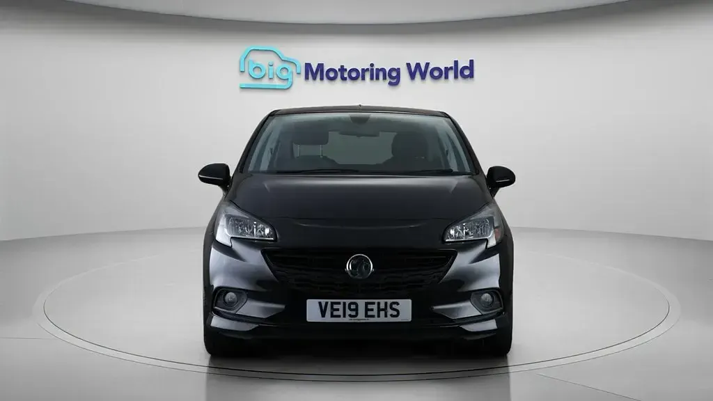 Used Vauxhall Corsa SRi 90 HP (66 kW) 2019 Black Hatchback