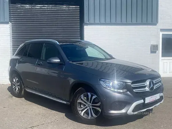 Begagnad Mercedes GLC220 Executive 2017 Grå Kombi