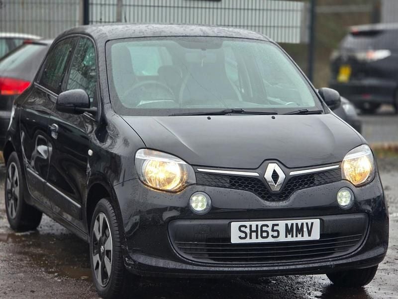 Used Renault Twingo Play 70 HP (51 kW) 2015 Black Hatchback