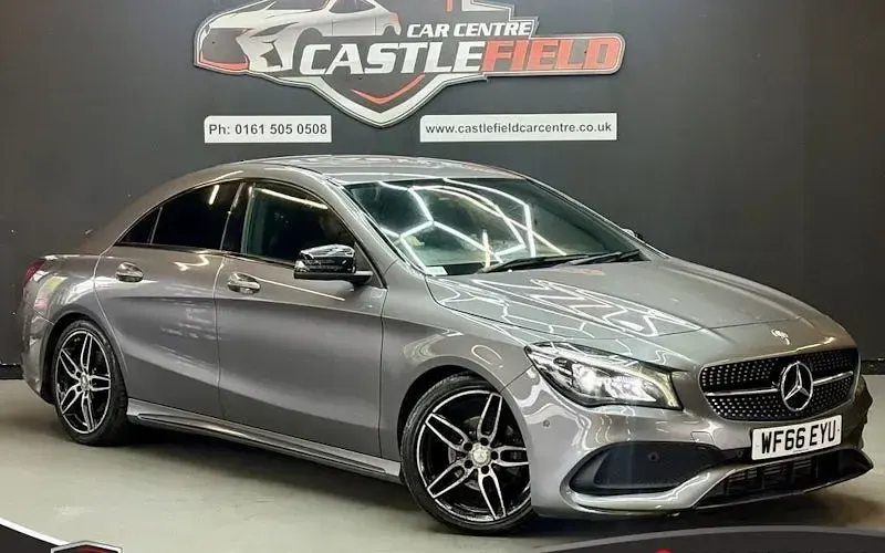 Usado Mercedes CLA180 AMG line 122 HP (89 kW) 2016 Sedan
