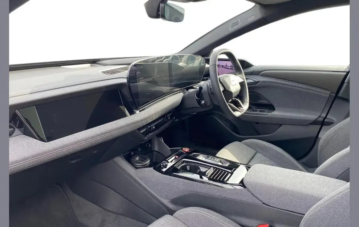 Used Audi A6 e-tron Comfort 310 kW (422 HP) 2025 Grey Hatchback