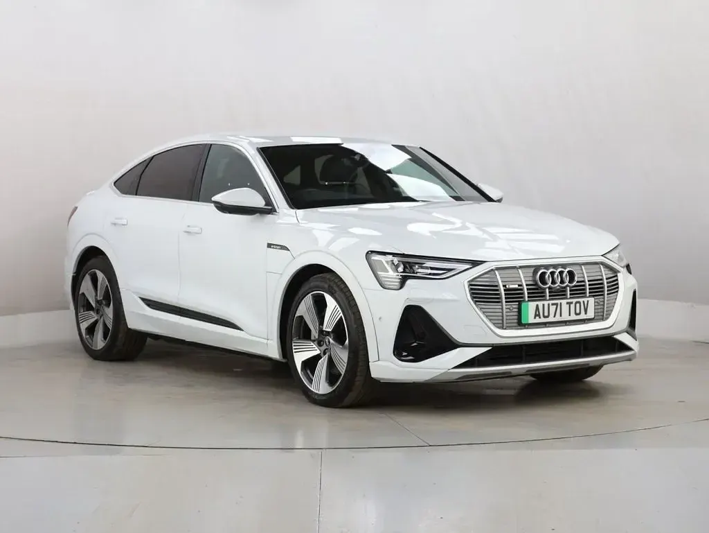 Used Audi e-tron Sportback S-Line 230 kW (313 HP) 2021 White SUV