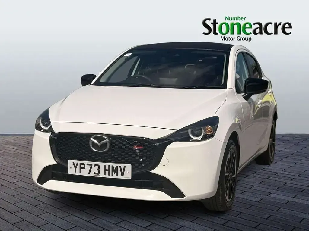 Usado Mazda 2 Homura-Aka 116 HP (85 kW) 2023 Branco Citadino