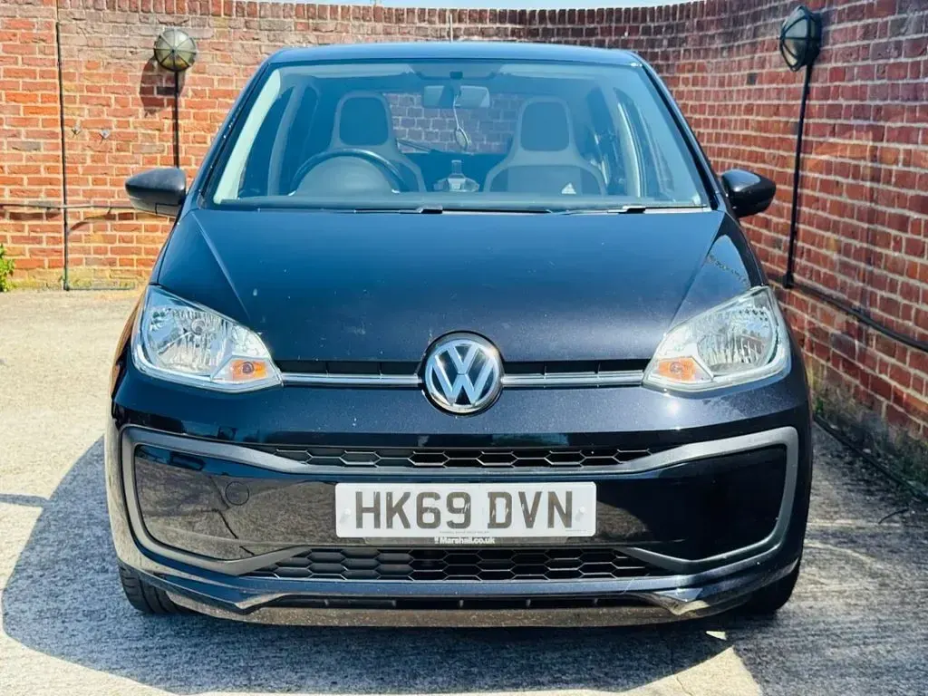 Used VW up! Beats 60 HP (44 kW) 2019 Black Hatchback