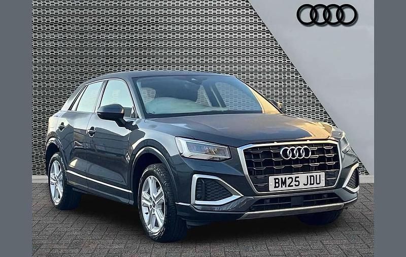 Used Audi Q2 Sport 113 HP (83 kW) 2025 Grey SUV
