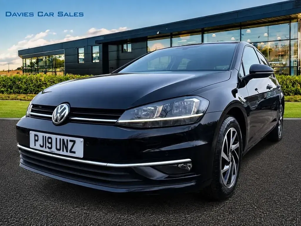 Used VW Golf VII Match 115 HP (84 kW) 2019 Black Hatchback
