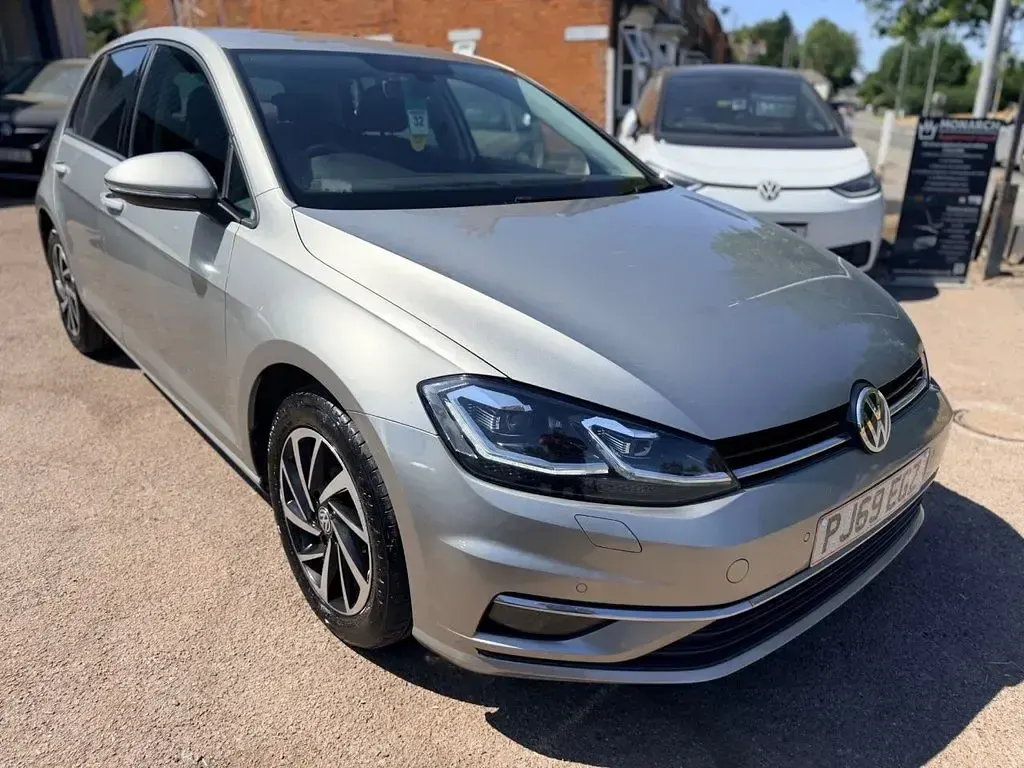 Used VW Golf VII Edition 115 HP (84 kW) 2019 Silver Hatchback