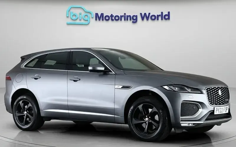 Used Jaguar F-Pace R-Dynamic 204 HP (150 kW) 2022 SUV