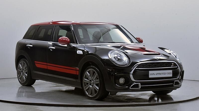 Used Mini Cooper S Clubman Exclusive 189 HP (139 kW) 2019 Black Estate