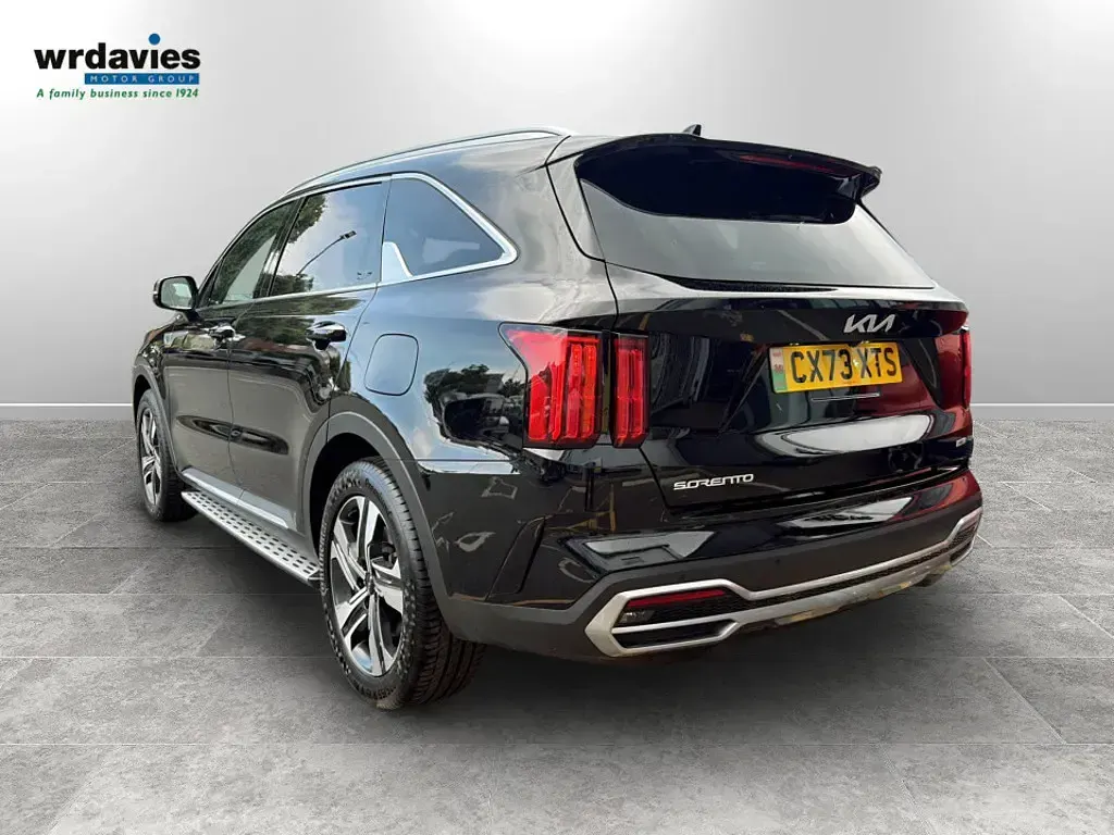 Used Kia Sorento Vision 226 HP (166 kW) 2023 Black SUV