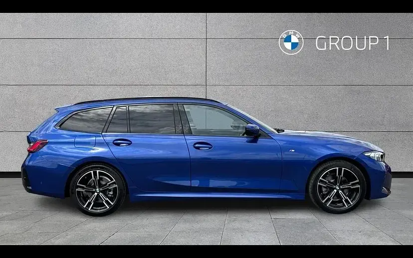 New BMW 320 M Sport 181 HP (133 kW) 2026 Portimao blue Estate