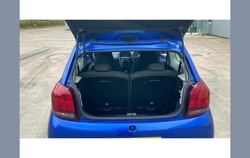 Used Peugeot 108 Active 72 HP (52 kW) 2019 Blue Hatchback