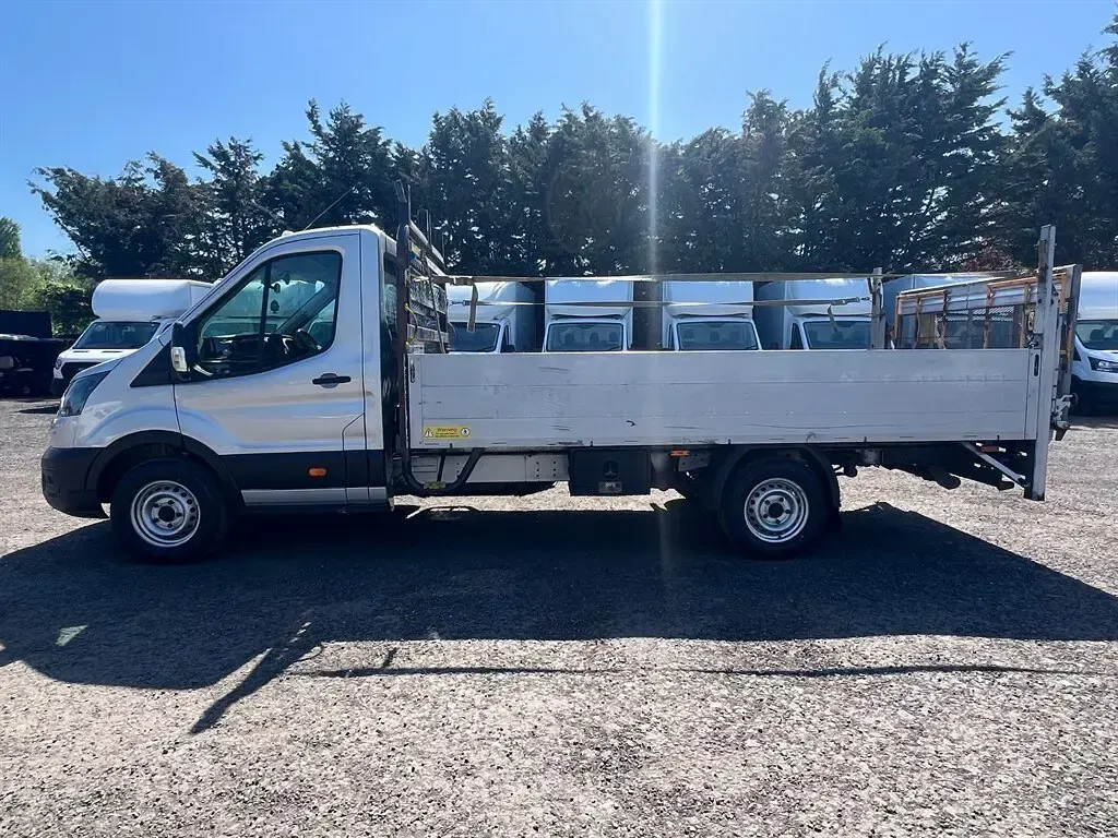 Used Ford Transit 130 HP (95 kW) 2022 Silver Van