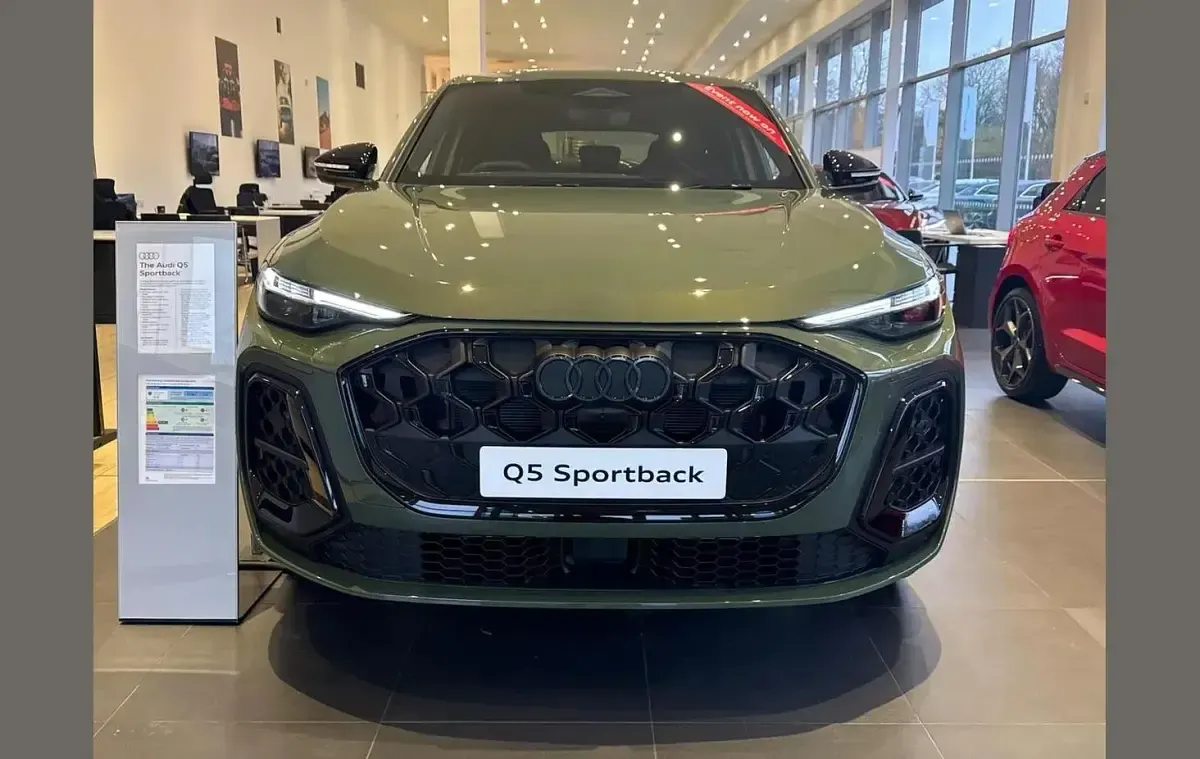 Used Audi Q5 Comfort 204 HP (150 kW) 2026 Green SUV