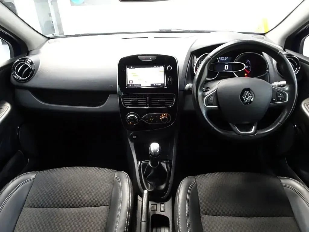 Used Renault Clio GT-Line 90 HP (66 kW) 2019 Blue Hatchback