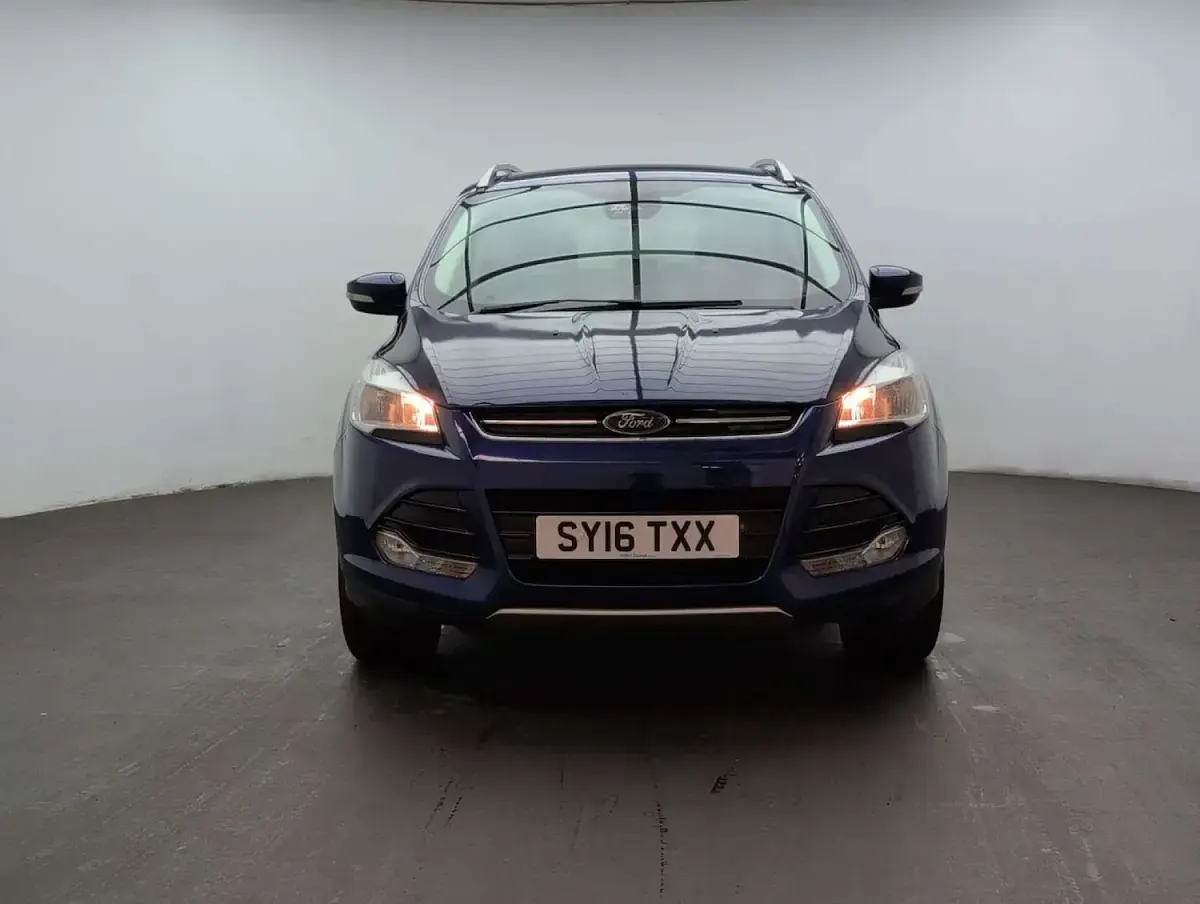 Used Ford Kuga Titanium 180 HP (132 kW) 2016 Blue SUV