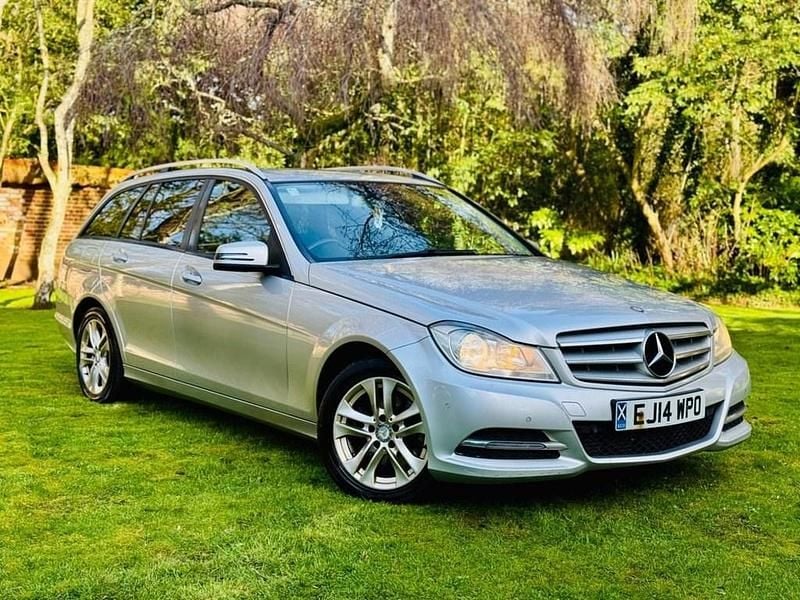 Used Mercedes C220 Executive 170 HP (125 kW) 2014 Silver Estate