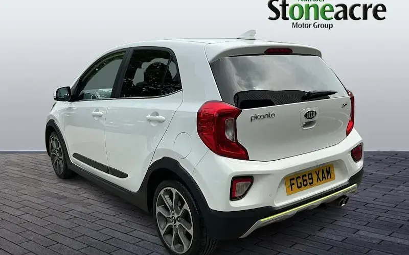 Used Kia Picanto X-Line 84 HP (61 kW) 2019 White Hatchback