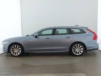 Used Volvo V90 Momentum 190 HP (139 kW) 2020 Blue Estate