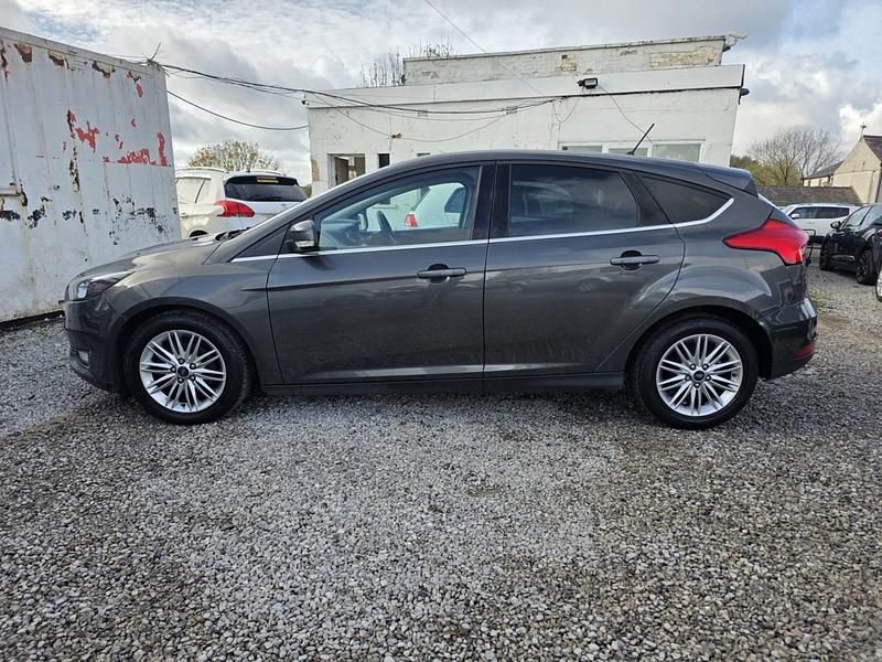 Used Ford Focus Zetec 2017 Grey Hatchback