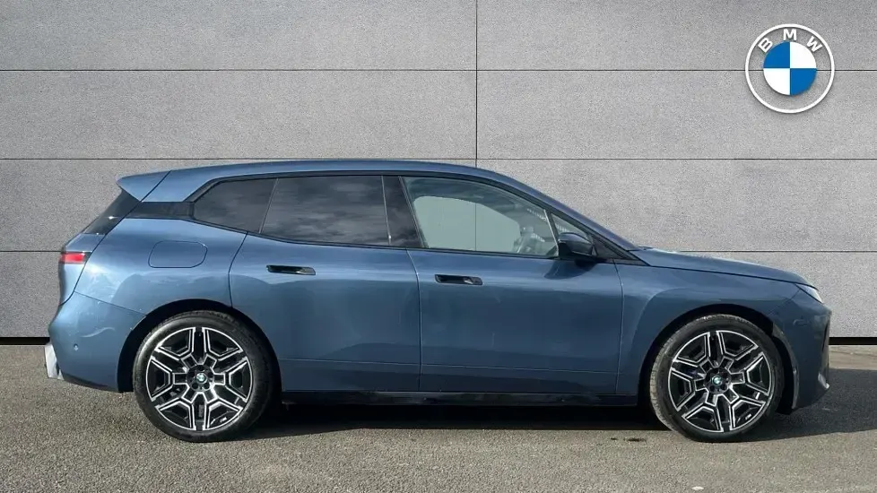 Used BMW iX M Sport 295 kW (402 HP) 2025 Blue SUV