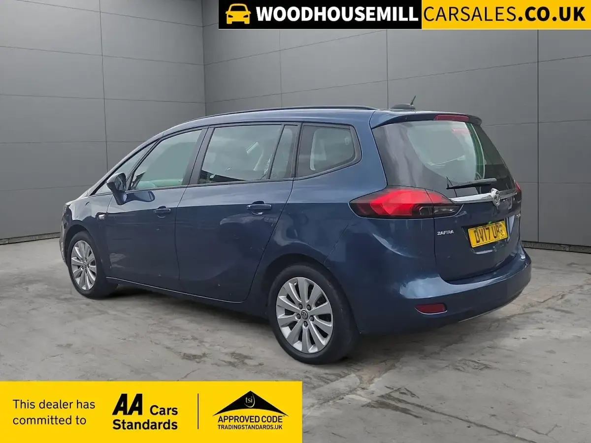 Used Vauxhall Zafira Tourer Design Edition 140 HP (102 kW) 2017 Blue MPV