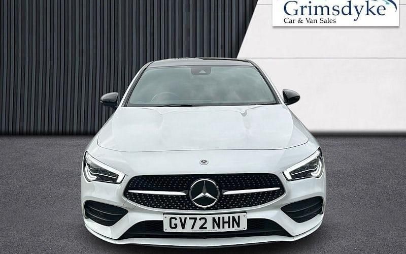 Used Mercedes CLA180 AMG Line Premium Plus 136 HP (100 kW) 2022 White Sedan