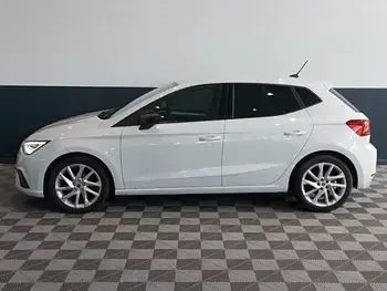 Used Seat Ibiza FR 95 HP (69 kW) 2022 White Hatchback