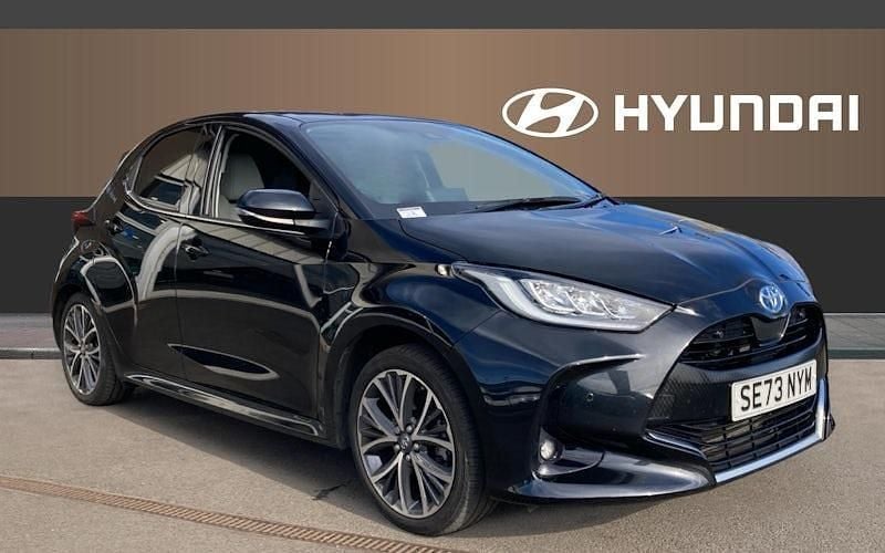 Used 2025 Toyota Yaris Hybrid Hatchback | £20,263 (Fair price) - Image 1/4