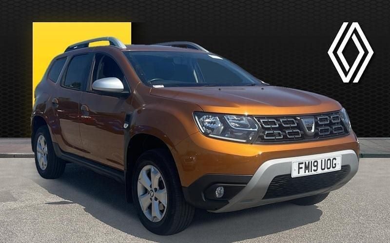 Orange Used 2019 Dacia Duster Comfort SUV | £8,863 (Good price) - Image 1/4