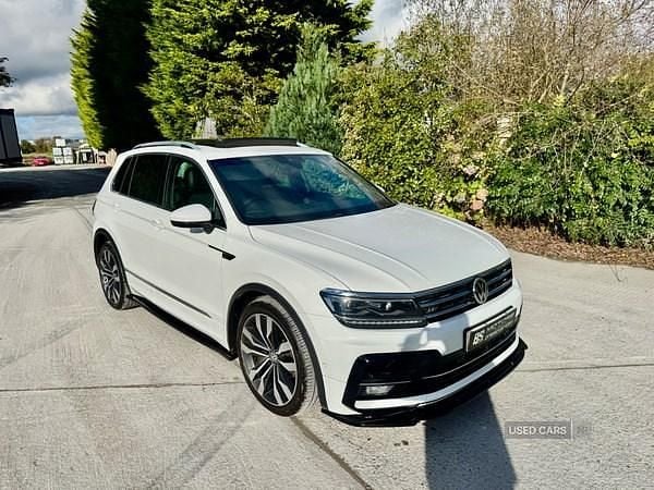 White Used 2019 VW Tiguan R-line SUV | £15,995 (Fair price) - Image 1/4