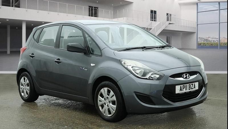 Used Hyundai ix20 Classic 90 HP (66 kW) 2011 Grey Hatchback