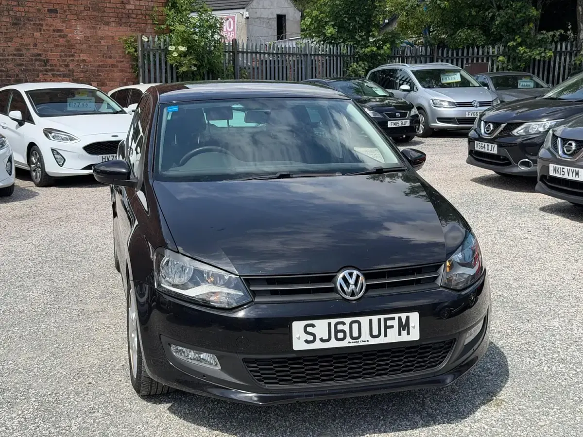 Used VW Polo 70 HP (51 kW) 2010 Black Hatchback