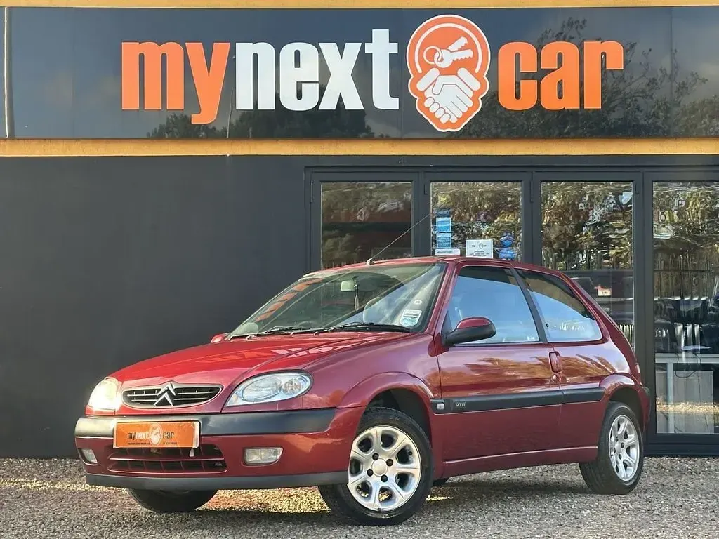 Used Citroën Saxo VTR Sport 100 HP (73 kW) 2003 Red Hatchback