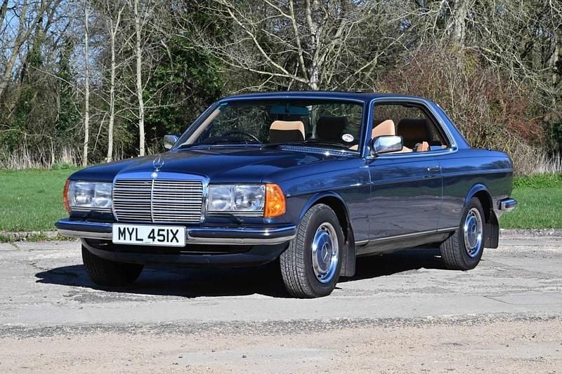 Used Mercedes 280 1982 Blue Coupe