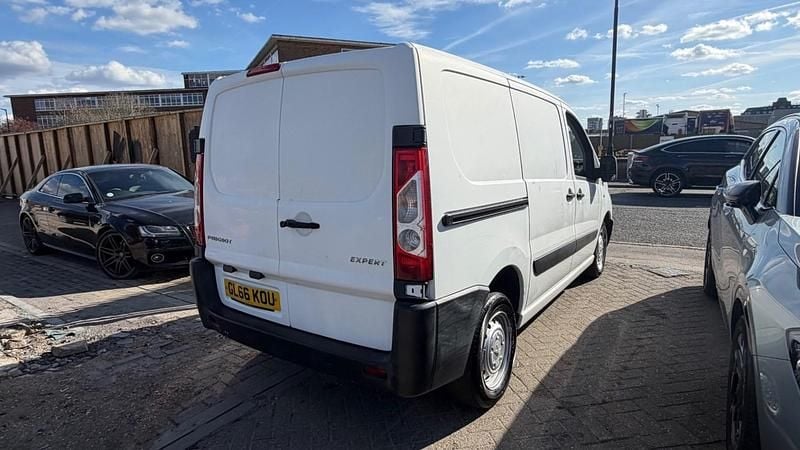 Used Peugeot Expert 2016 White Van