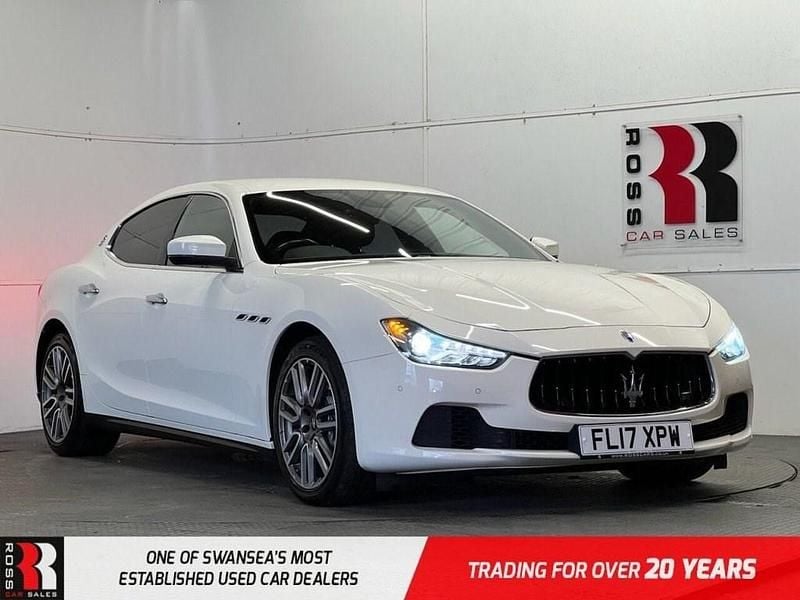 Used Maserati Ghibli 275 HP (202 kW) 2017 White Sedan