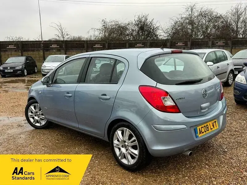 Used Vauxhall Corsa Design Edition 89 HP (65 kW) 2008 Blue Hatchback