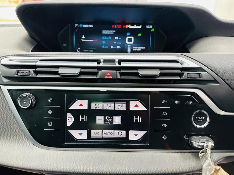 Used Citroën Grand C4 Picasso Exclusive 2016 Silver MPV