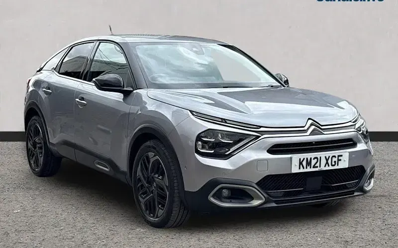 Used Citroën C4 Shine 131 HP (96 kW) 2022 Hatchback
