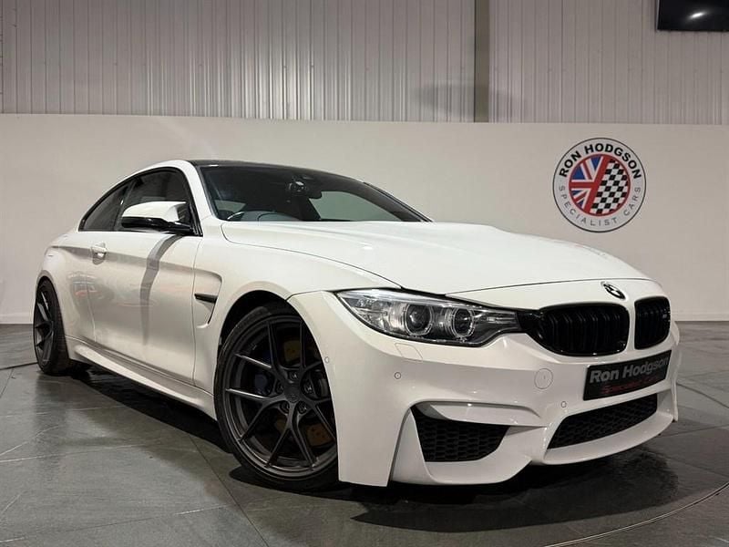 Alpine white Used 2015 BMW M4 Comfort Edition Coupe | £20,933 (Fair price) - Image 1/4